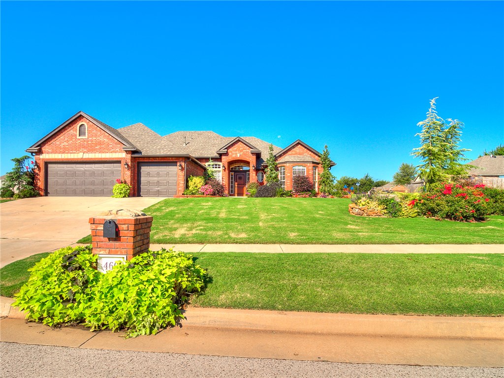 4601 Mackenzie Dr, Moore, OK 73160 photo 1