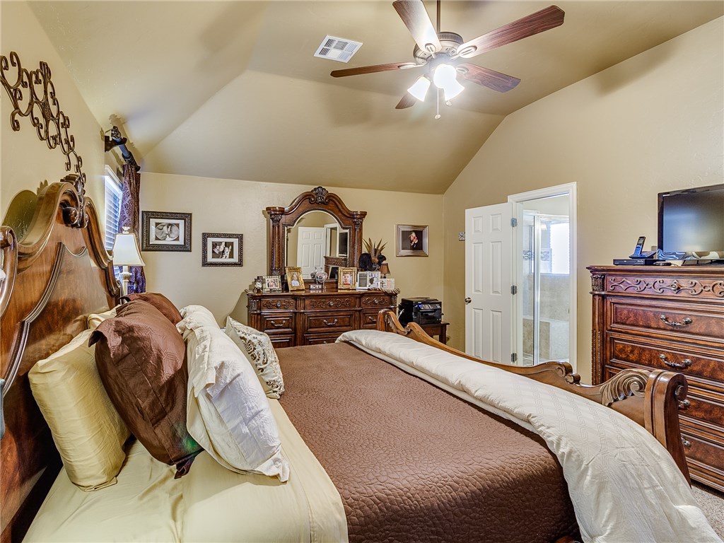4601 Mackenzie Dr, Moore, OK 73160 photo 28