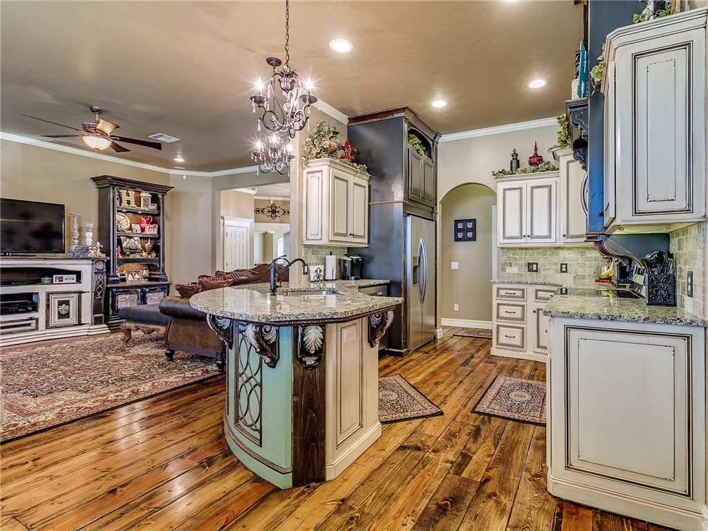 4601 Mackenzie Dr, Moore, OK 73160 photo 16