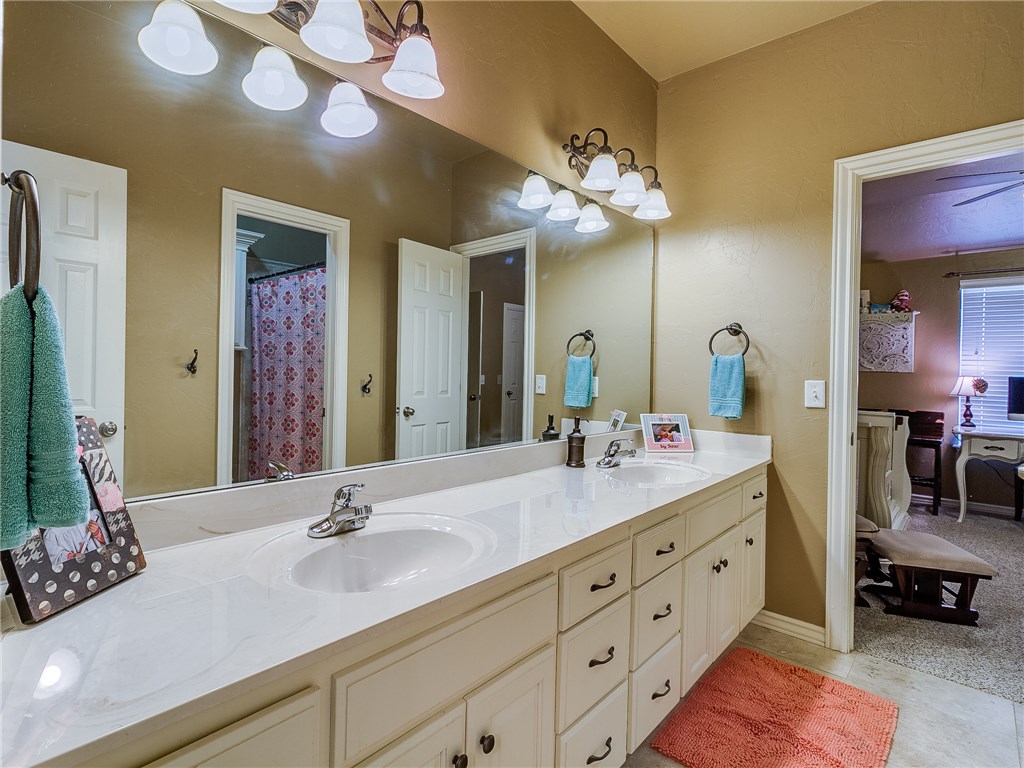 4601 Mackenzie Dr, Moore, OK 73160 photo 26