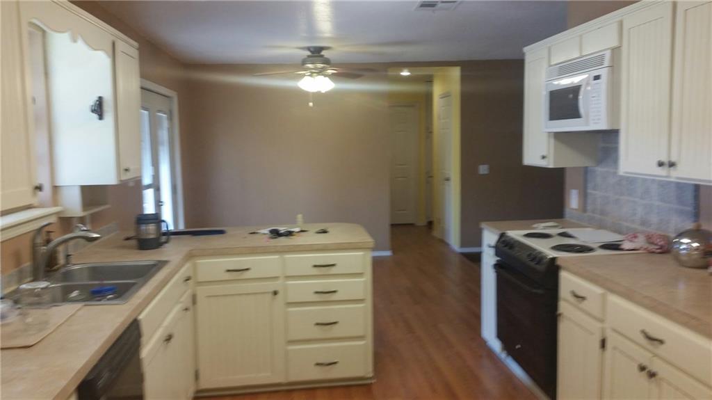 606 E Warren, Blair, OK 73526 photo 6