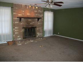 606 E Warren, Blair, OK 73526 photo 3