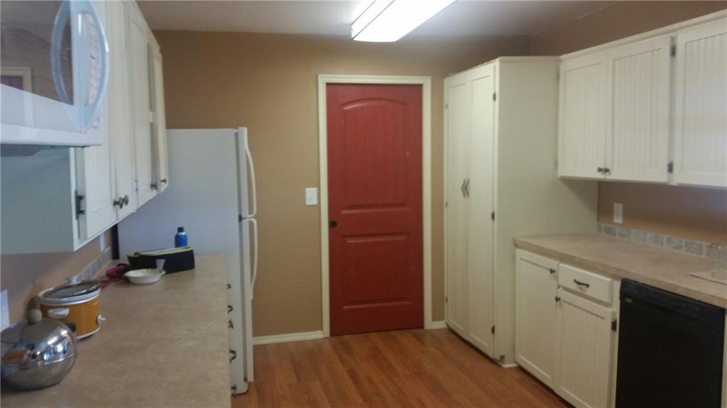 606 E Warren, Blair, OK 73526 photo 8