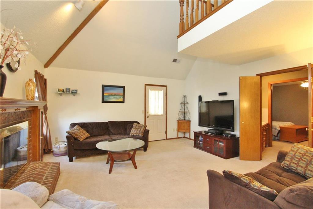 809 W Elder Dr, Mustang, OK 73064 photo 3