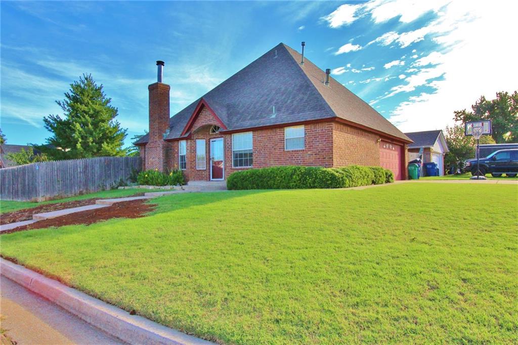 809 W Elder Dr, Mustang, OK 73064 photo 1