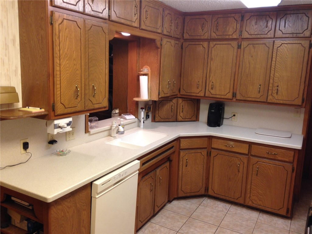 532 SW 2nd St, Moore, OK 73160 photo 7