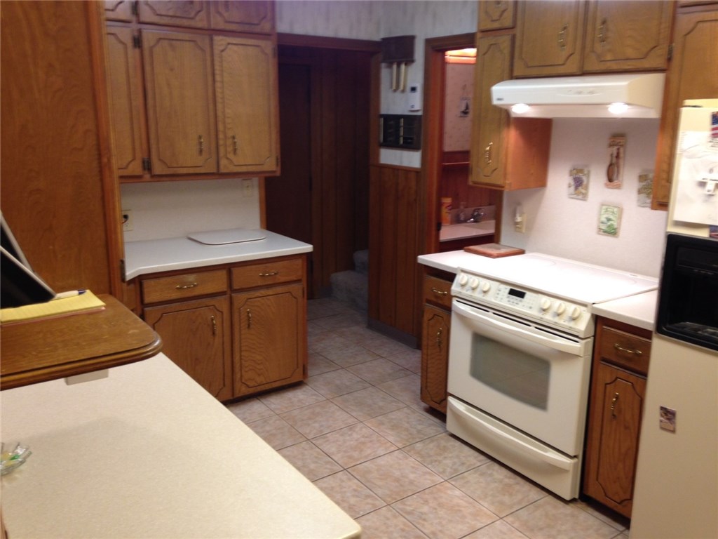 532 SW 2nd St, Moore, OK 73160 photo 8