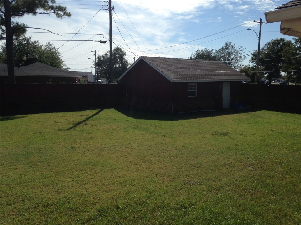 532 SW 2nd St, Moore, OK 73160 photo 28