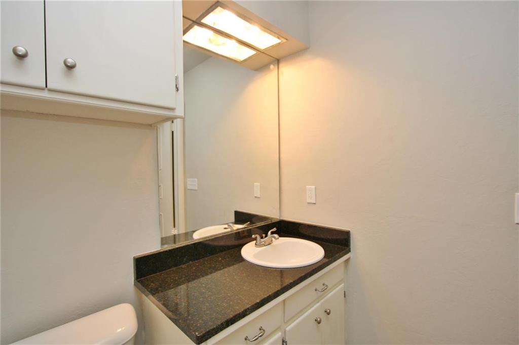 2800 N Thompkins, Bethany, OK 73008 photo 16