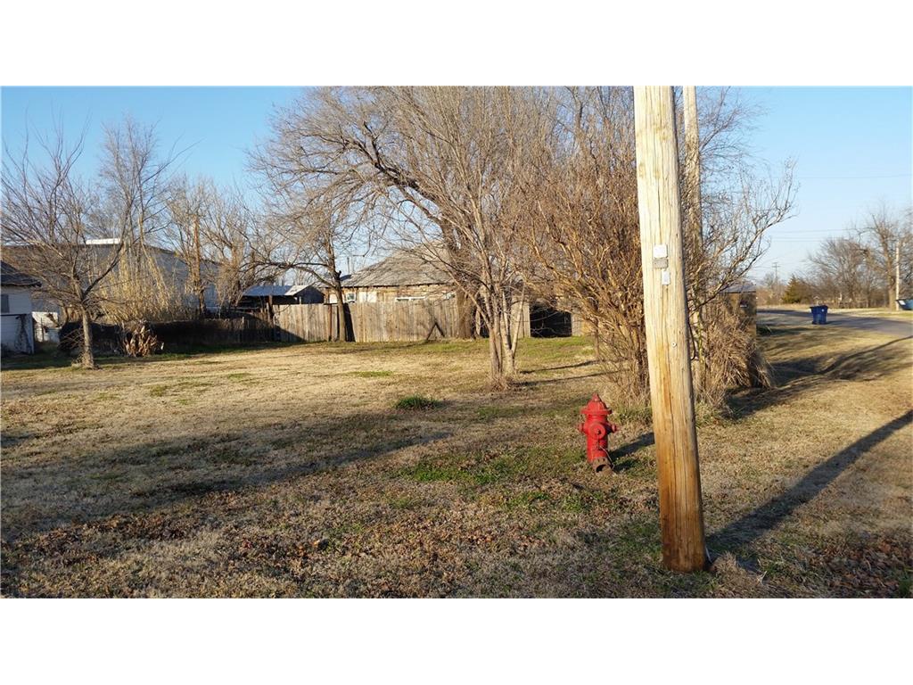 109 E Barger St, Wayne, OK 73095 photo 1