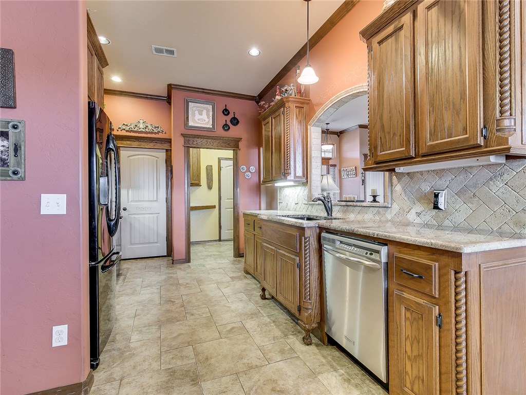 3212 SE 33rd Ter, Moore, OK 73165 photo 11