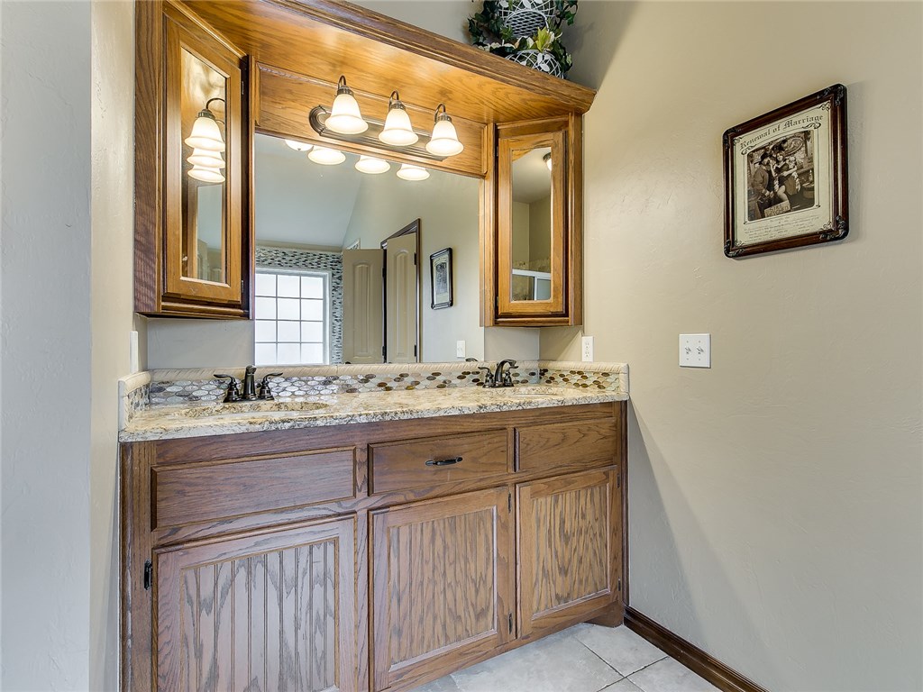 3212 SE 33rd Ter, Moore, OK 73165 photo 23