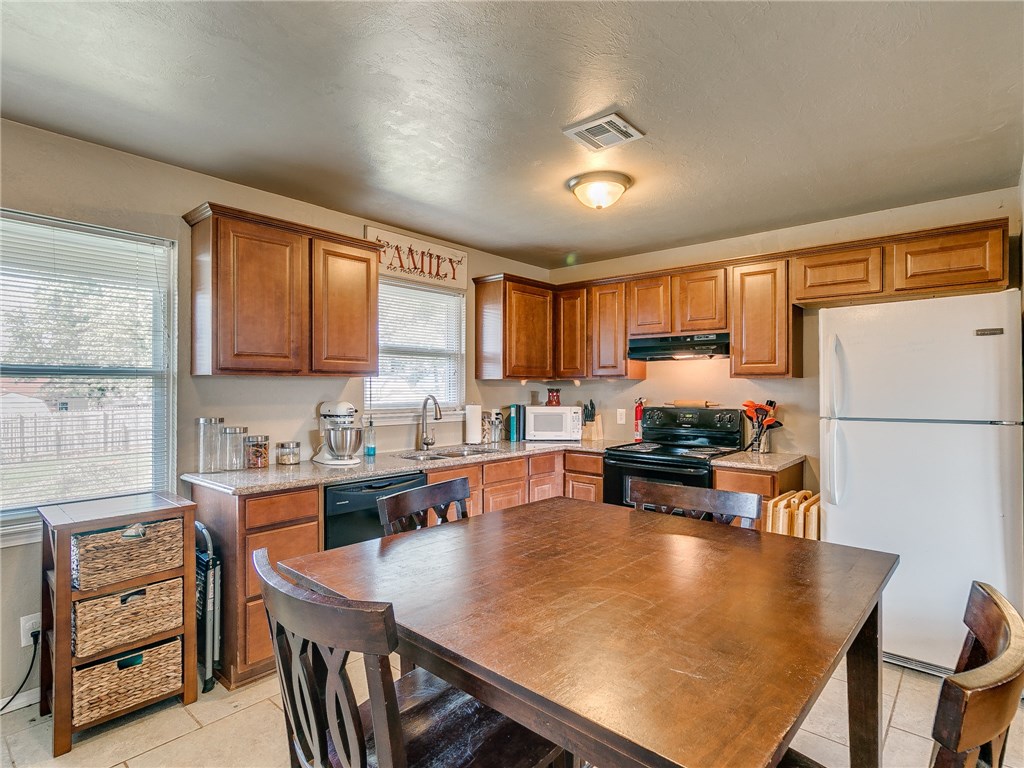 321 W Beech, Yukon, OK 73099 photo 11
