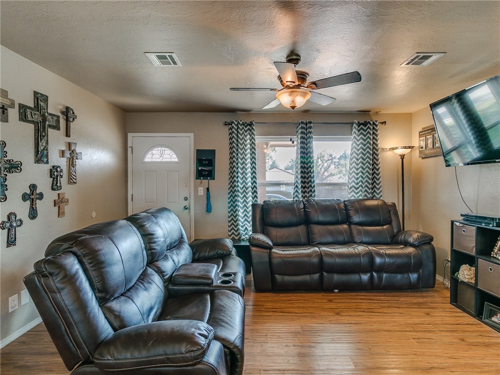 321 W Beech, Yukon, OK 73099 photo 12
