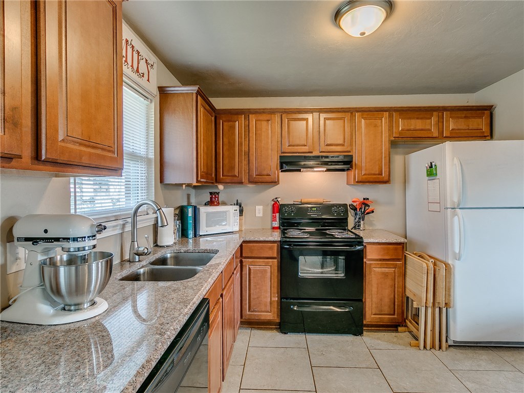 321 W Beech, Yukon, OK 73099 photo 6