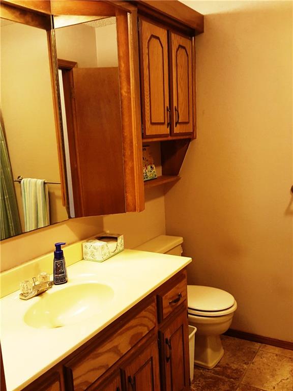 144 E Vail Dr, Yukon, OK 73099 photo 16