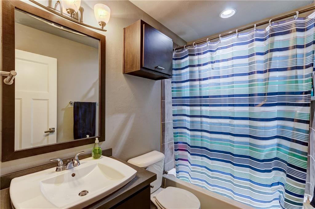 17304 Shadow Hawk Ln, Edmond, OK 73012 photo 29