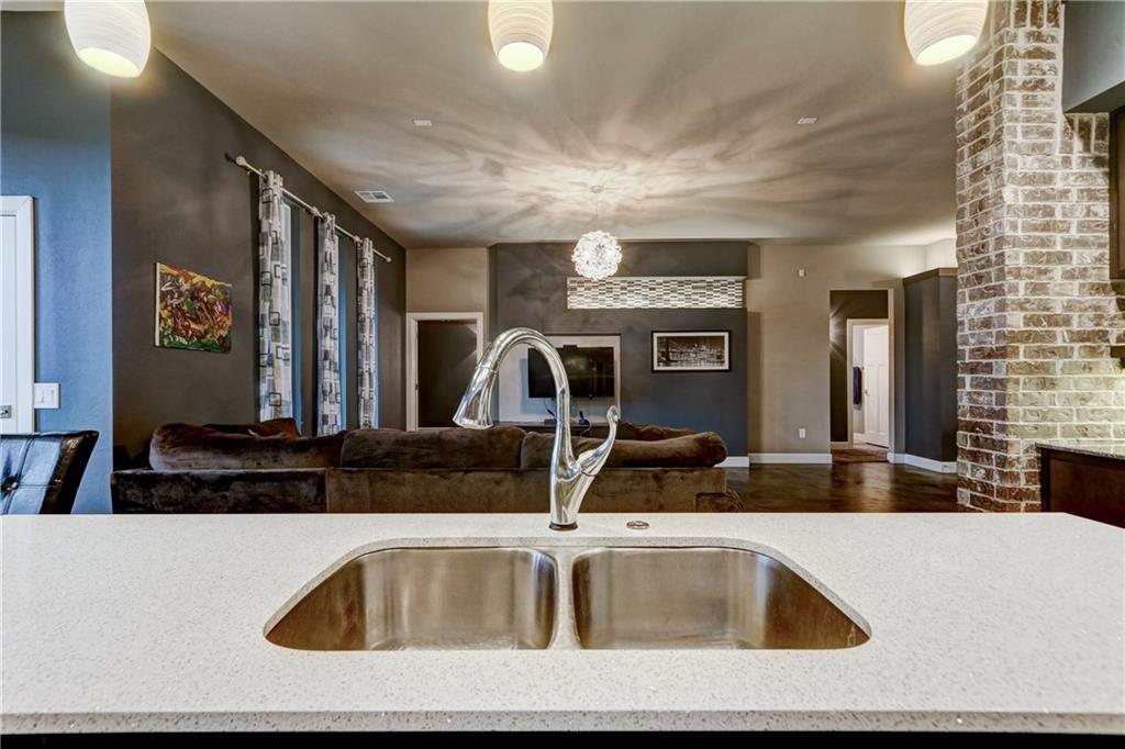 17304 Shadow Hawk Ln, Edmond, OK 73012 photo 20