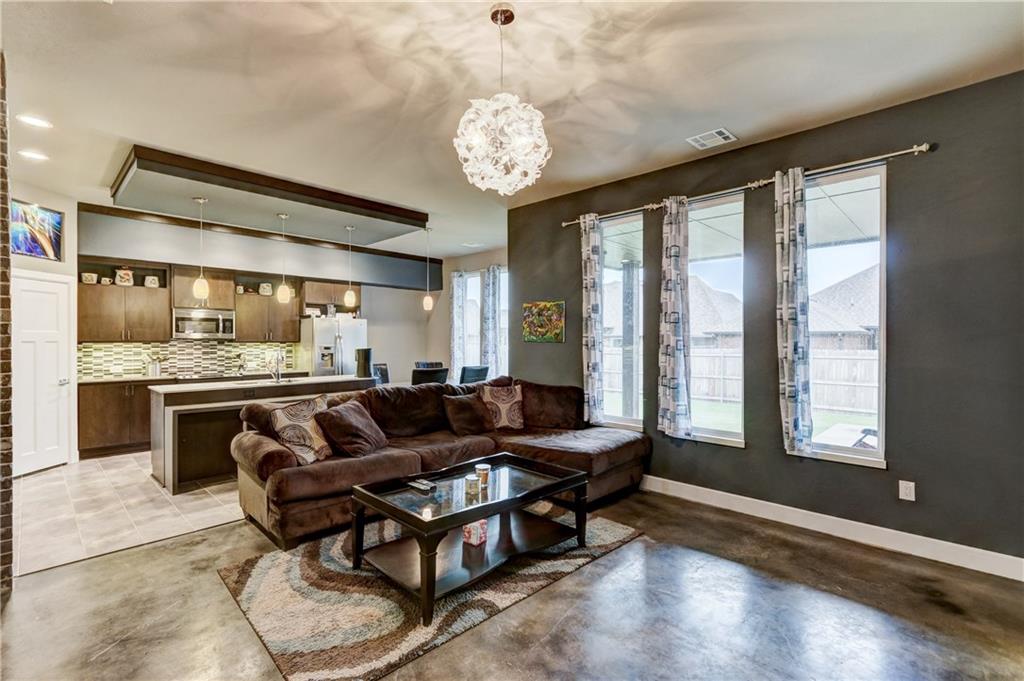 17304 Shadow Hawk Ln, Edmond, OK 73012 photo 13