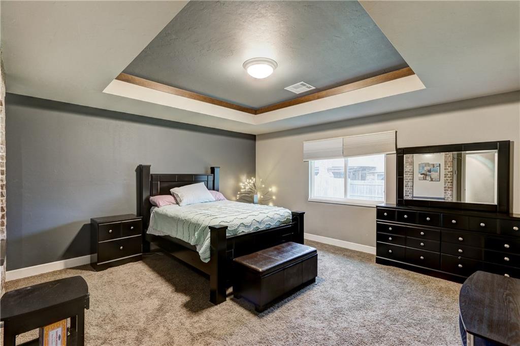 17304 Shadow Hawk Ln, Edmond, OK 73012 photo 21