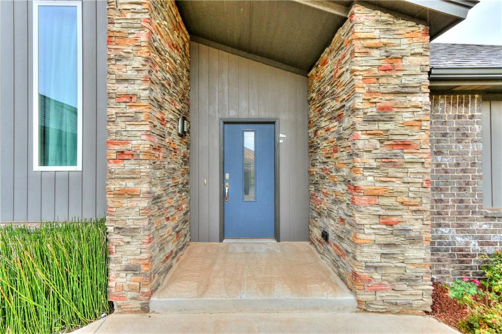 17304 Shadow Hawk Ln, Edmond, OK 73012 photo 4