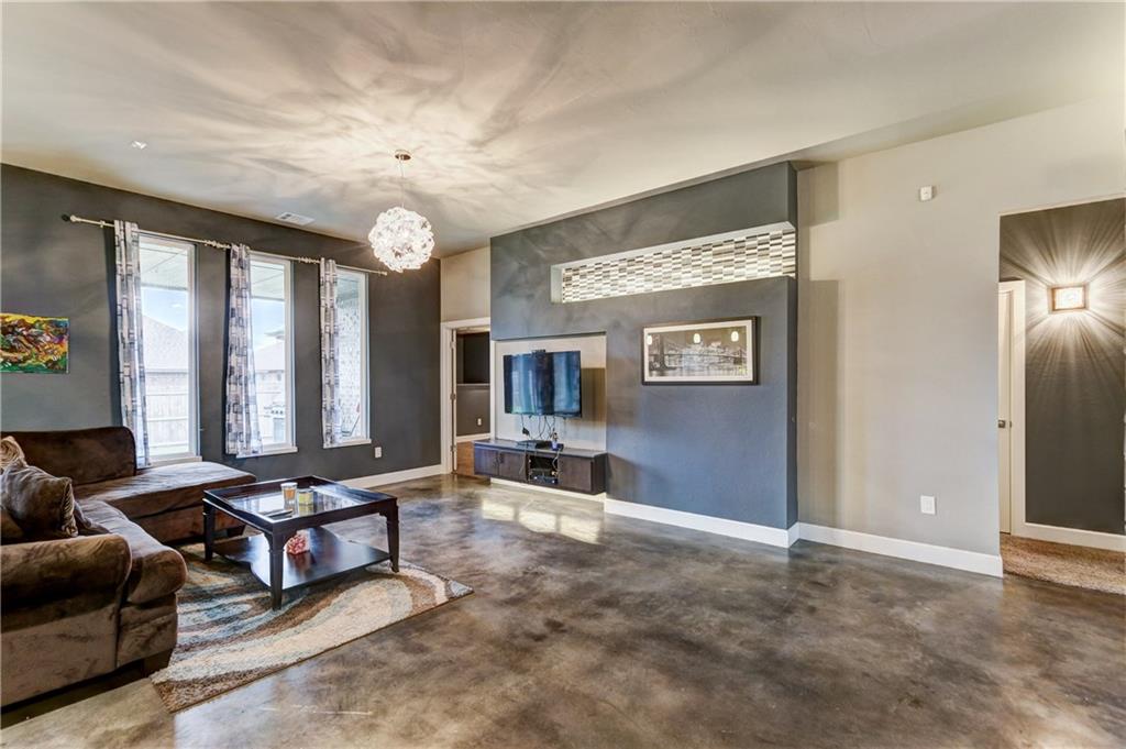 17304 Shadow Hawk Ln, Edmond, OK 73012 photo 10