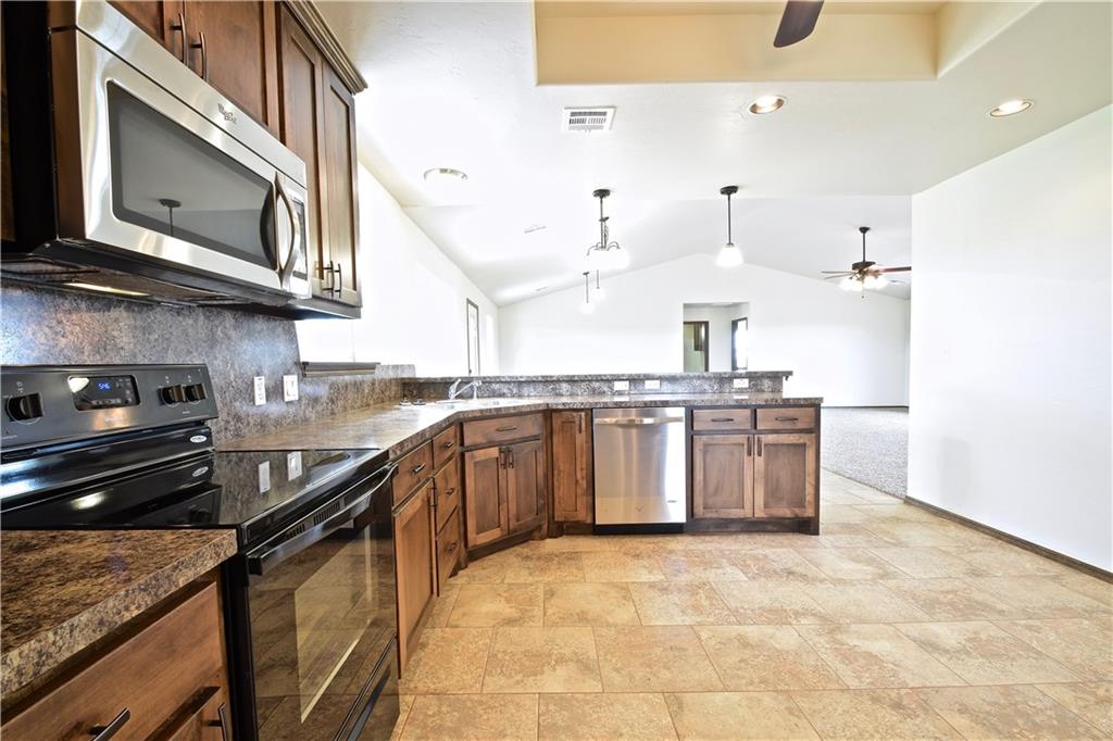1460 County Road 1190, Tuttle, OK 73089 photo 9