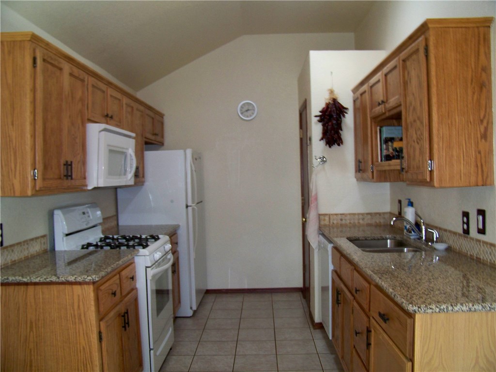 2008 East Vw, Norman, OK 73071 photo 4