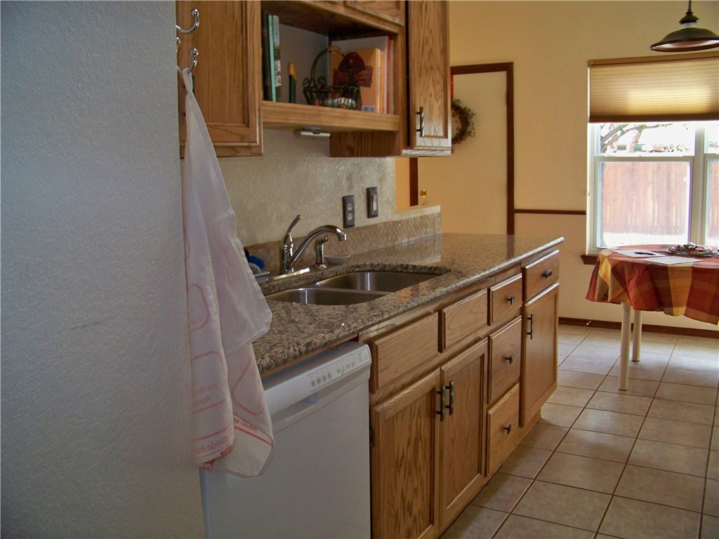 2008 East Vw, Norman, OK 73071 photo 3