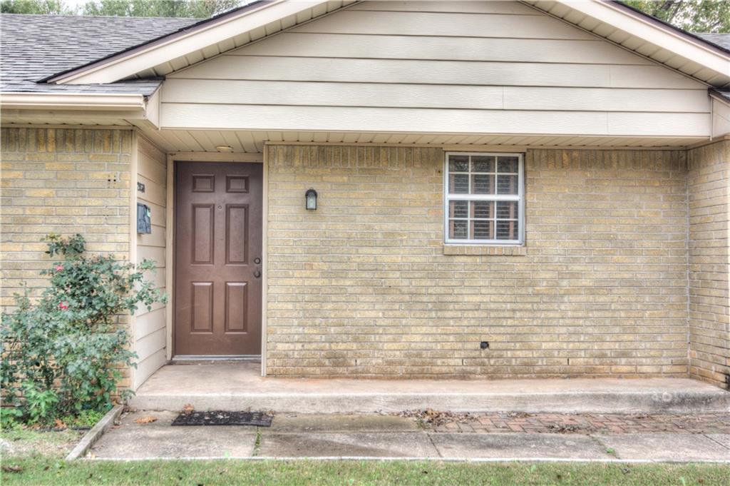2030 Allenhurst, Norman, OK 73071 photo 4