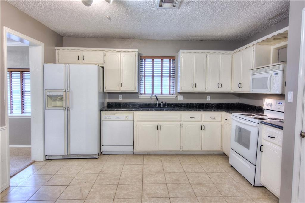 2030 Allenhurst, Norman, OK 73071 photo 9