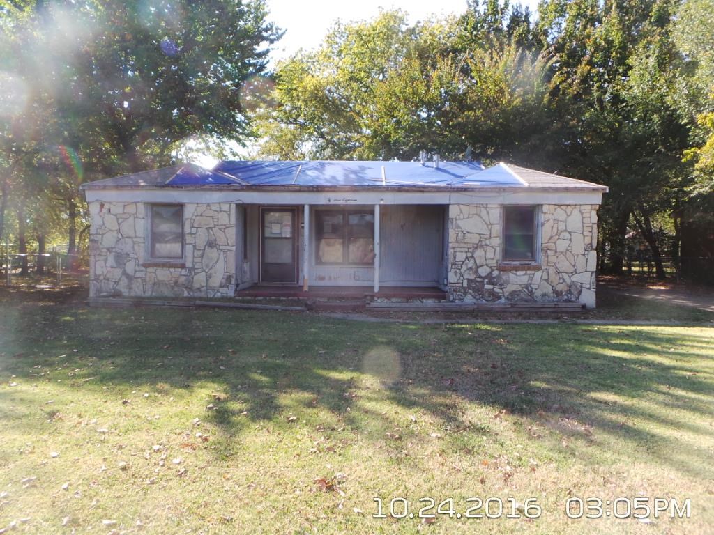 1418 Eisenhower, Norman, OK 73069 photo 1