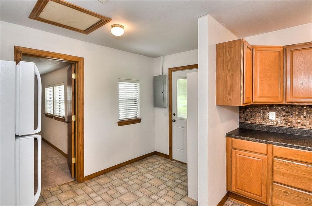 407 W Hughes, Wayne, OK 73095 photo 9