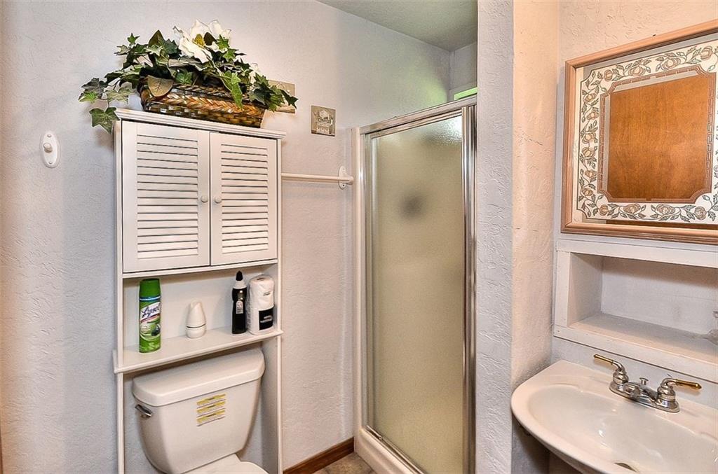 407 W Hughes, Wayne, OK 73095 photo 15