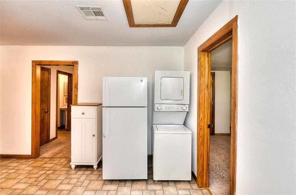 407 W Hughes, Wayne, OK 73095 photo 10