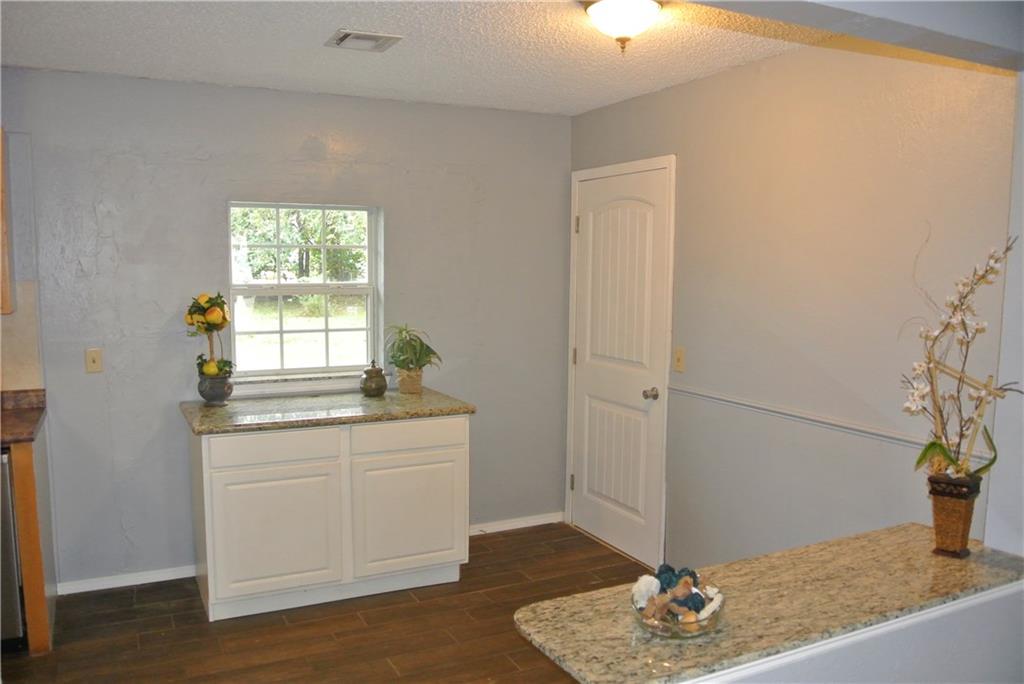 208 Gath Cir, Tuttle, OK 73089 photo 9