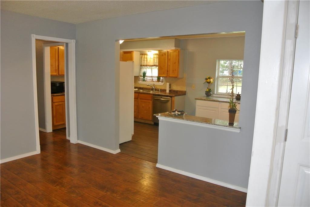 208 Gath Cir, Tuttle, OK 73089 photo 8