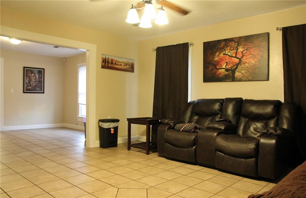 605 Lee St, Altus, OK 73521 photo 4