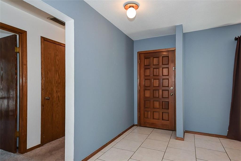 2303 Regis Ct, Norman, OK 73071 photo 4