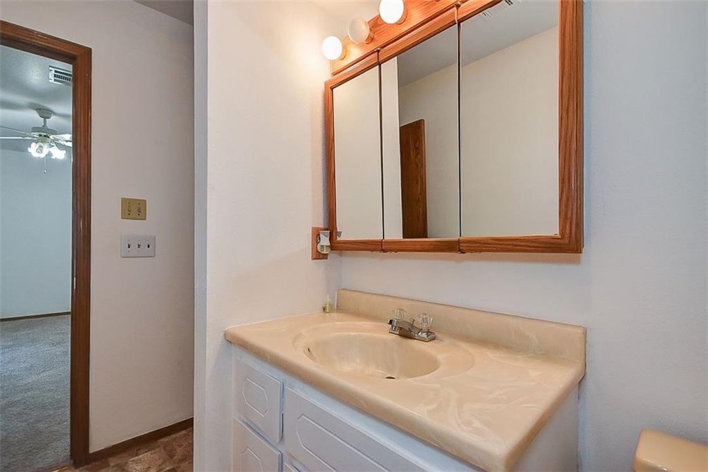 2303 Regis Ct, Norman, OK 73071 photo 16