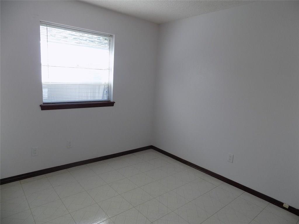 1009 E Willow, Yukon, OK 73099 photo 20
