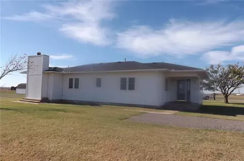 19670 E County Road 171, Olustee, OK 73560 photo 3