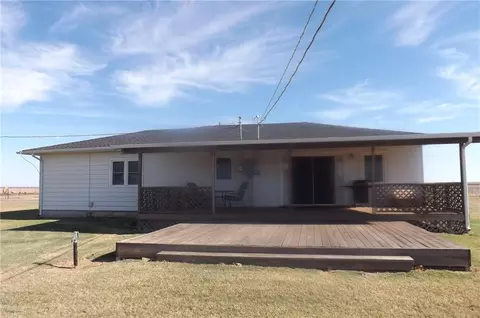 19670 E County Road 171, Olustee, OK 73560 photo 5