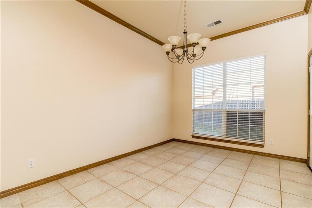 3305 Cypress Ct, Moore, OK 73170 photo 5