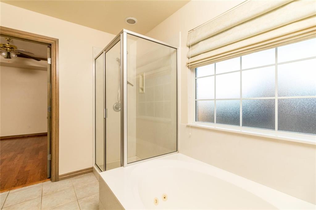 3305 Cypress Ct, Moore, OK 73170 photo 13