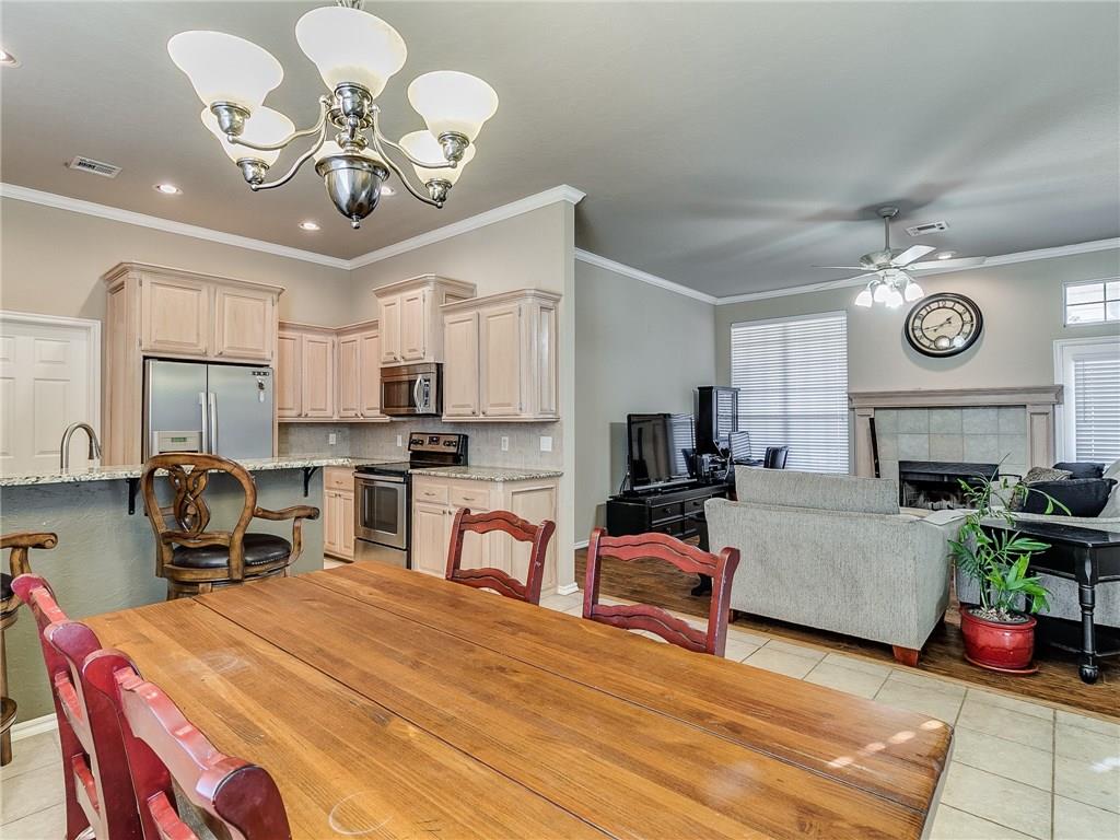 625 Elder Ln, Mustang, OK 73064 photo 5