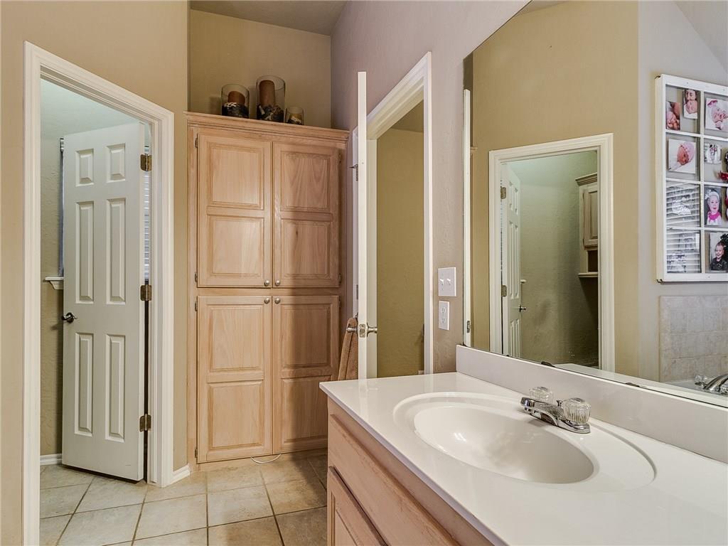 625 Elder Ln, Mustang, OK 73064 photo 14