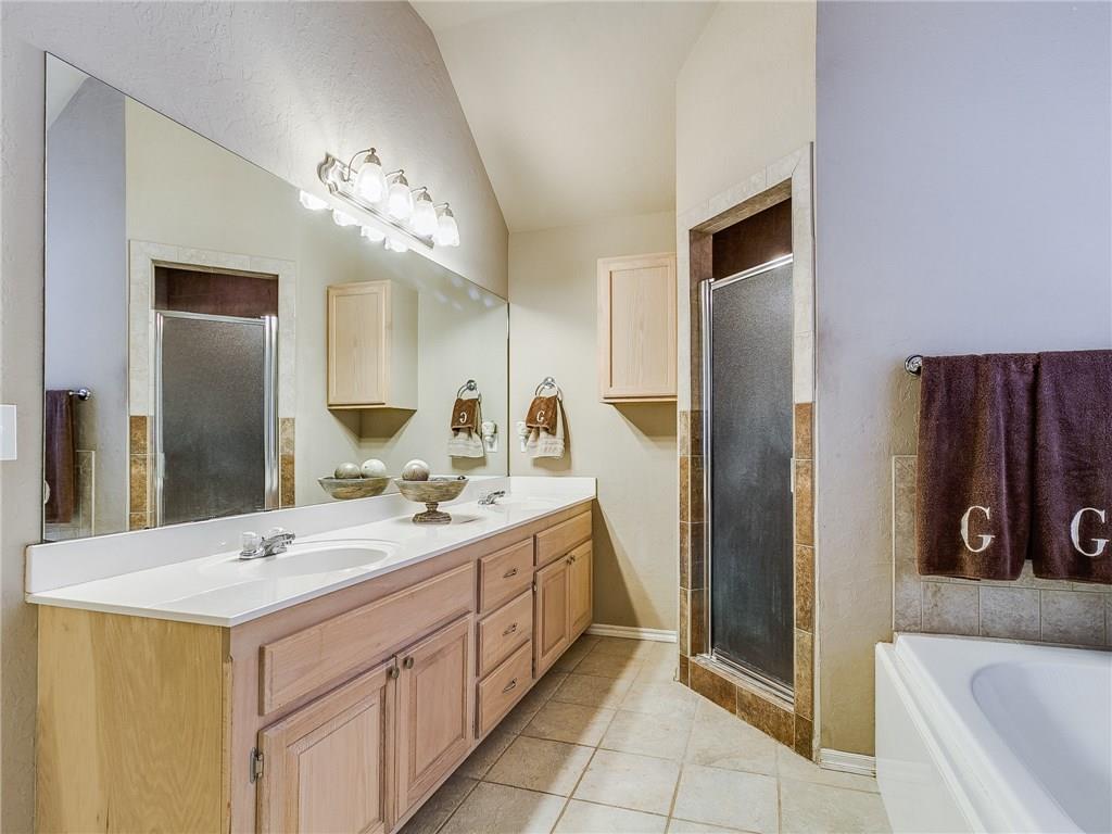 625 Elder Ln, Mustang, OK 73064 photo 12