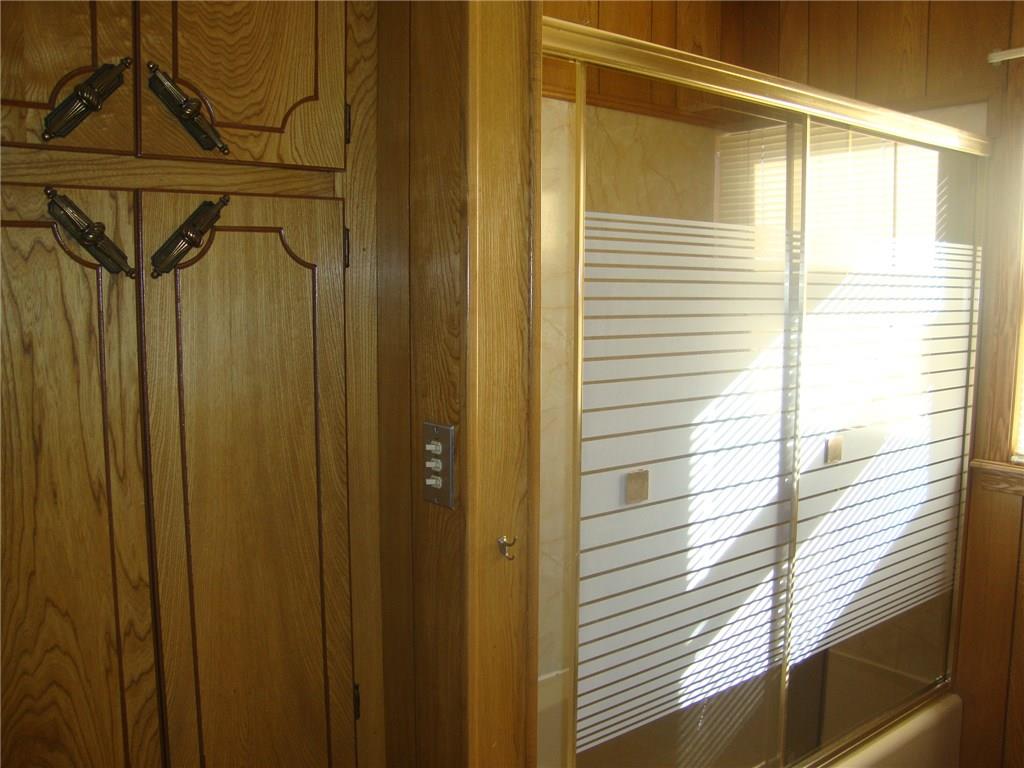 631 N Broadway, Hydro, OK 73048 photo 12