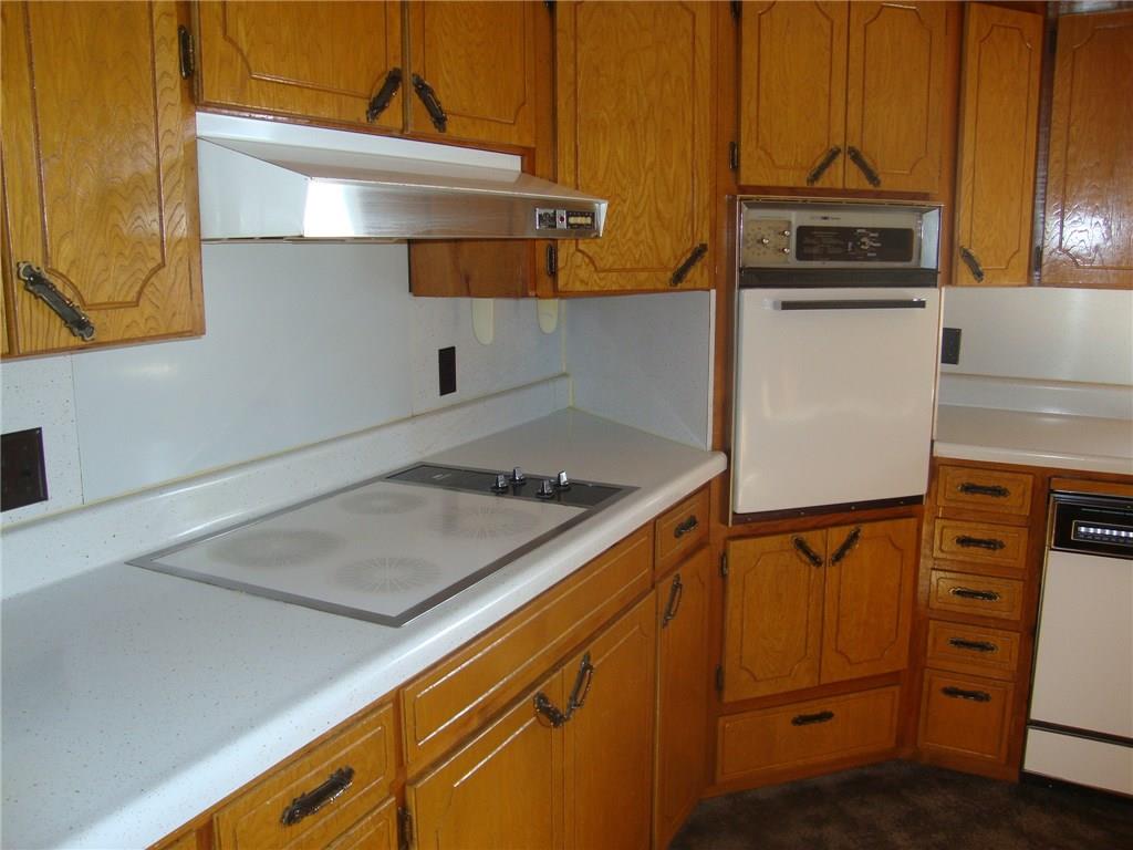 631 N Broadway, Hydro, OK 73048 photo 27
